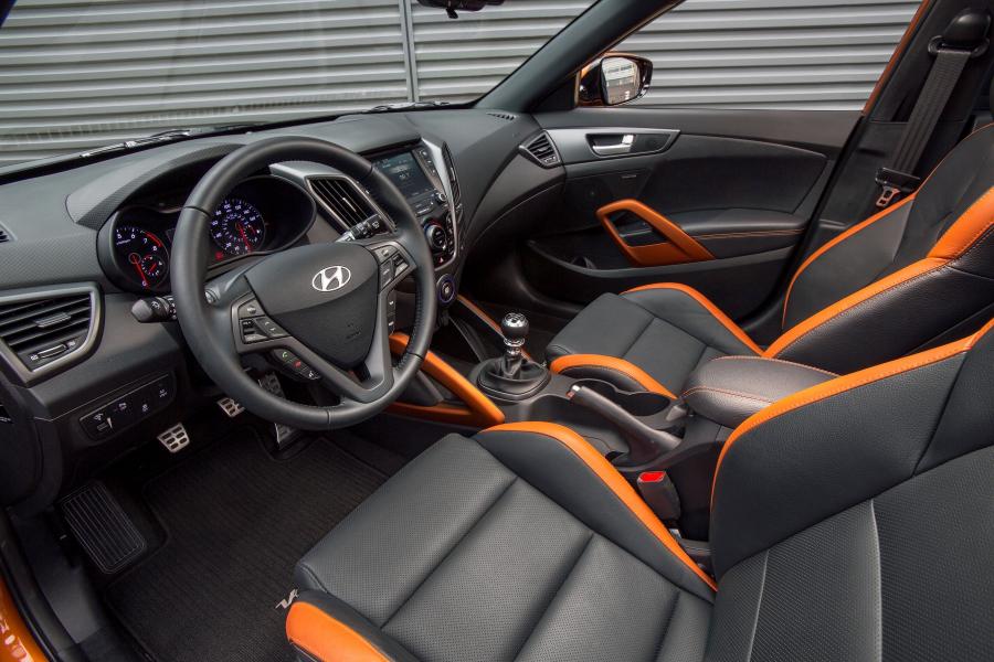  Hyundai Veloster Turbo 2015 года  (US) (фото 20 из 22)